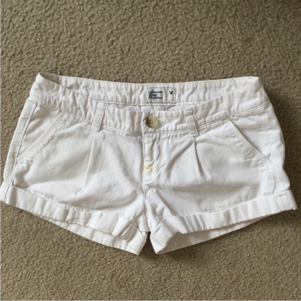 American Eagle Outfitters White Khaki Shorts